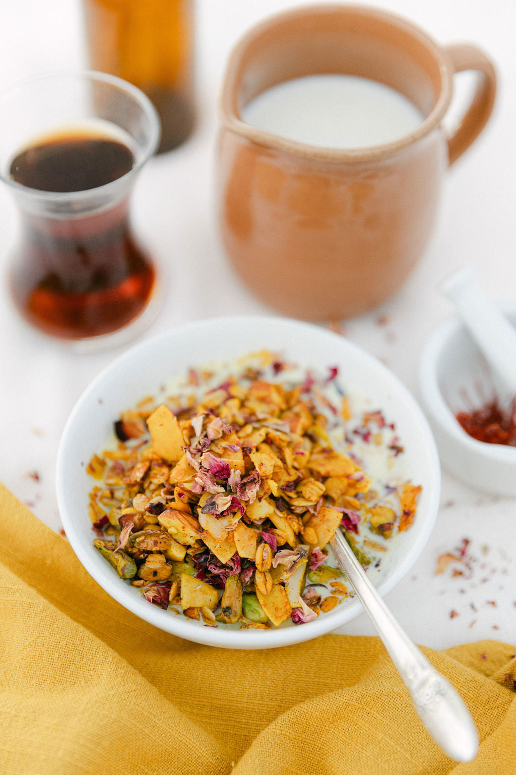 SAFFRON ROSE GRANOLA